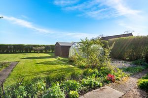 Photo 30- click for photo gallery